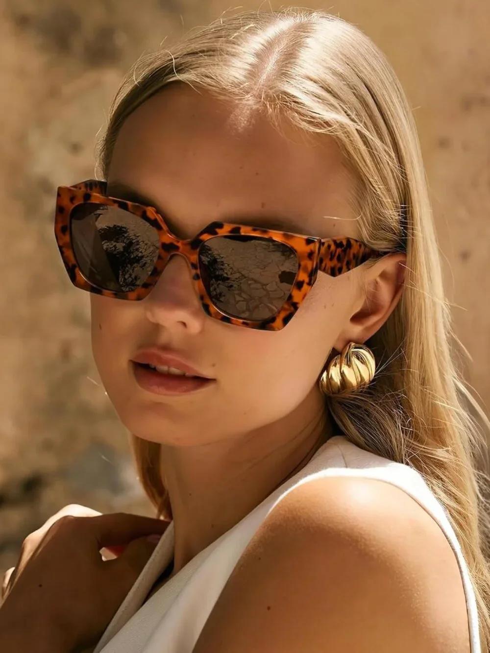 Fashion-Forward Multicolor Cat Eye Sunglasses with UV Protection - Perfect Gift